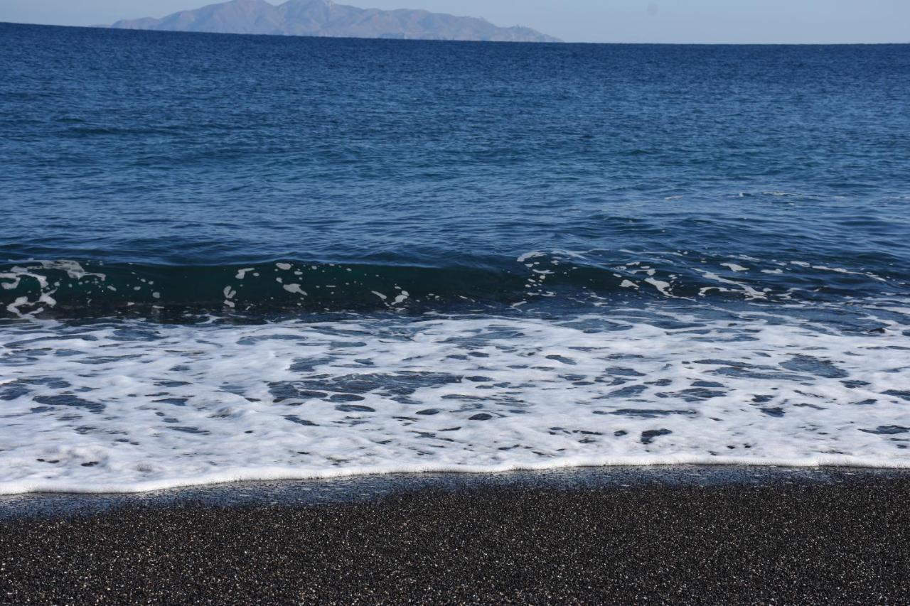 Arion Bay Hotel Santorini Kamari  Ngoại thất bức ảnh